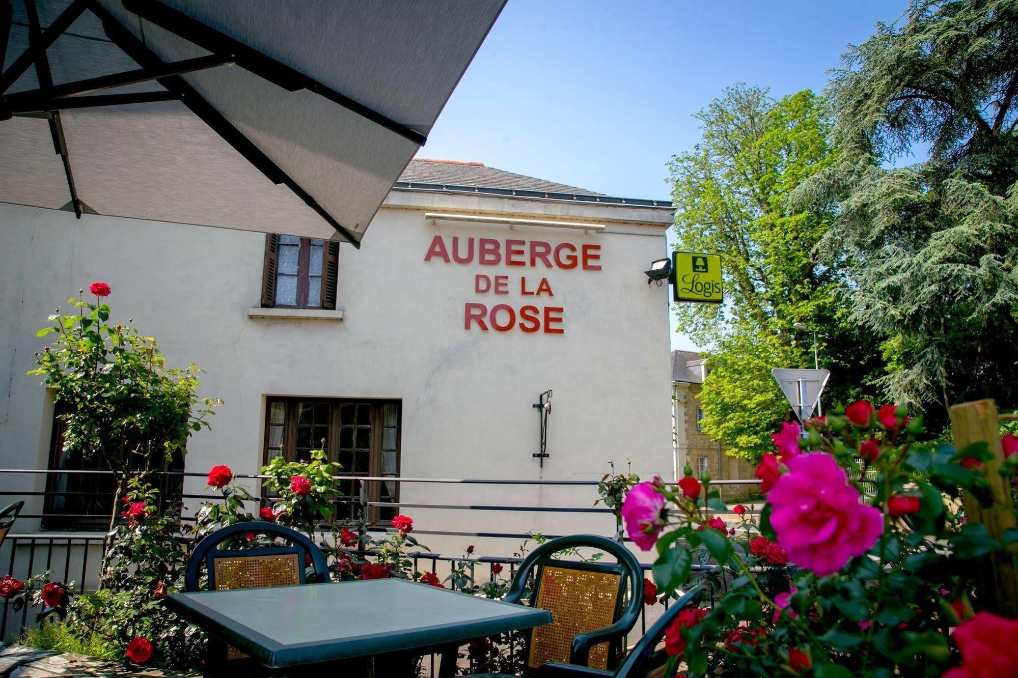 Hotel Logis Auberge De La Rose Doué-la-Fontaine Exterior foto