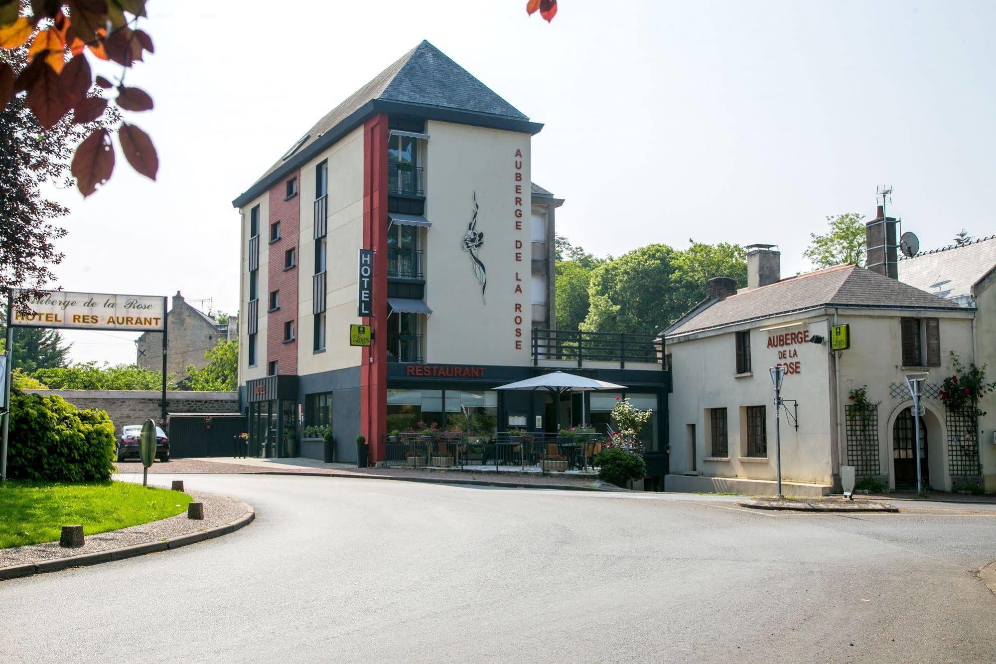 Hotel Logis Auberge De La Rose Doué-la-Fontaine Exterior foto